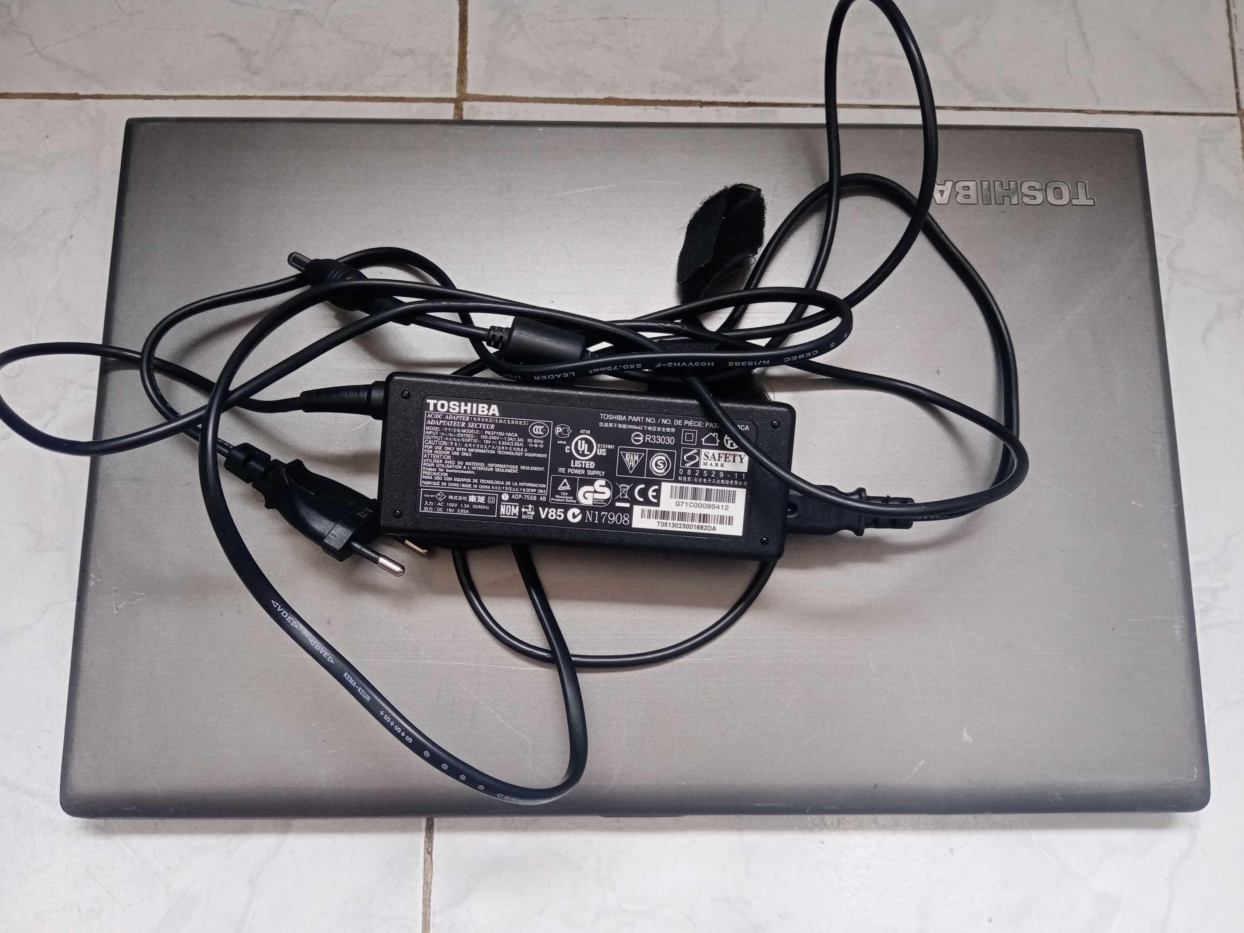 Toshiba Satellite i5 Modelo Z50