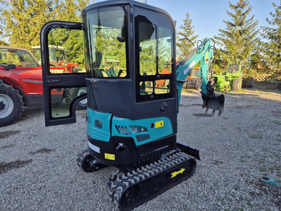 Minikoparka 1.8 T. Kubota, Caster. + Osprzęt 9 szt w cenie. OKAZJA.