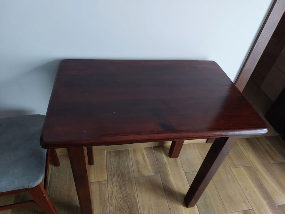 Stół drewniany ciemny orzech 80x50
