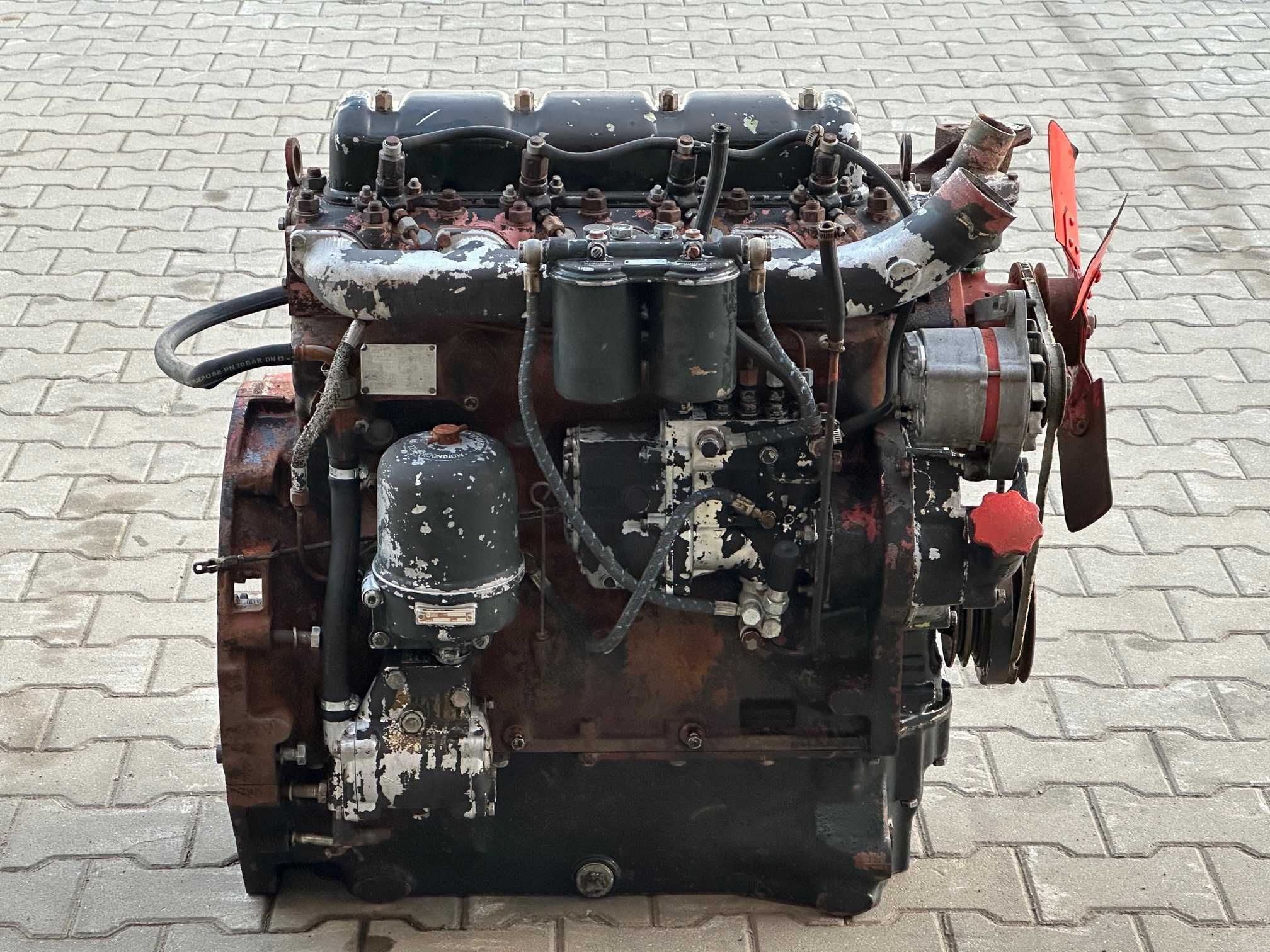 Silnik 4 cylindrowy, nowy typ | URSUS/ZETOR | 914, 8145 itp.