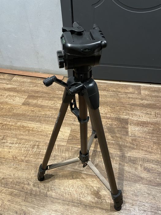 Продам Штатив WT-3750