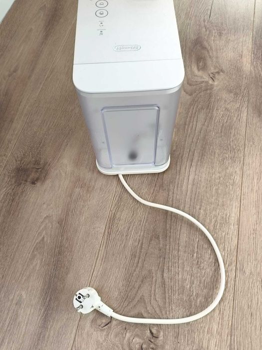 Maquina Lattissima One Nespresso Delonghi AVARIADA