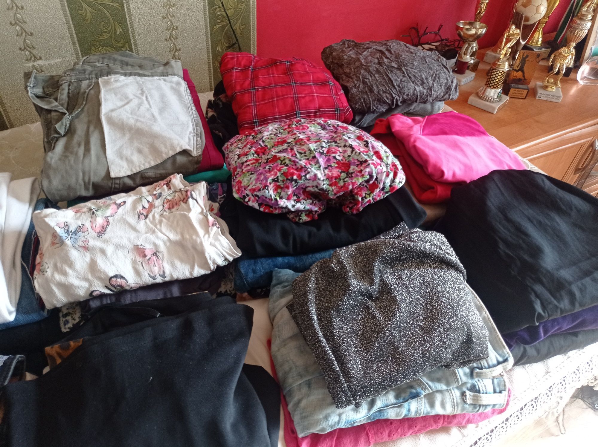 Bardzo duża paka ciuchów