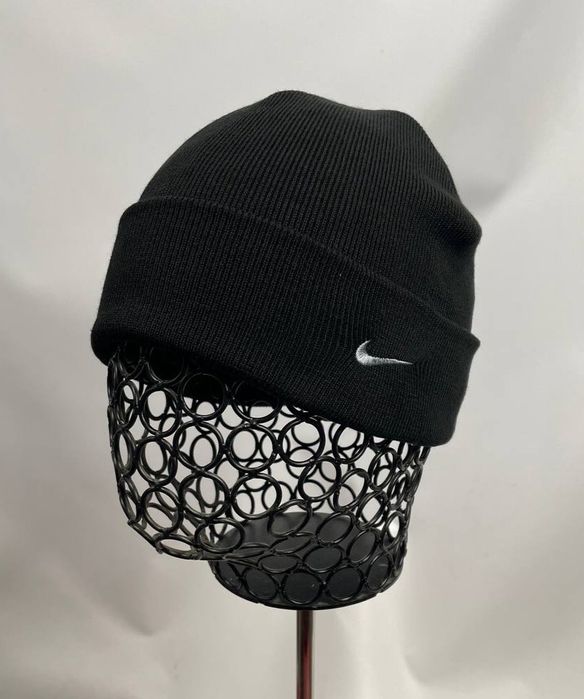 Мужская шапка Nike зимняя