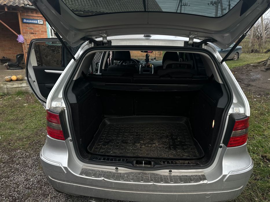 Продам Mercedes Benz  B180