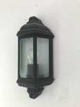 Lampa kinkiet zewnętrzny