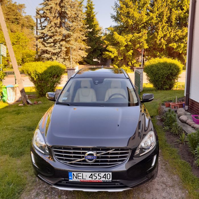 Volvo xc60 2015 r