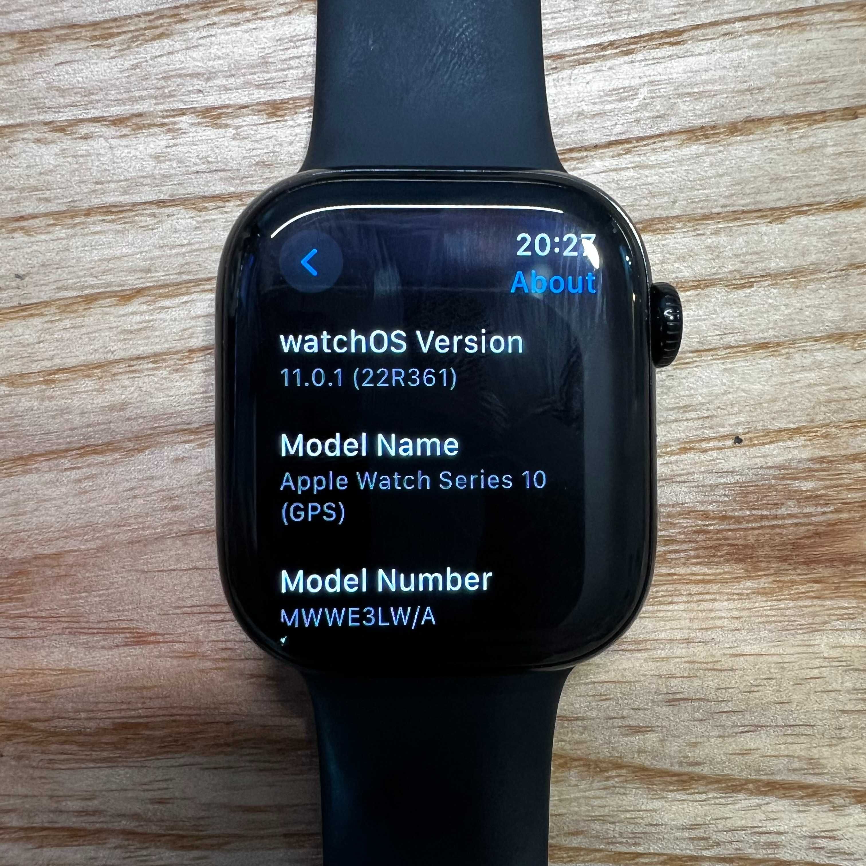 Смарт-годинник Apple Watch series 10 42mm АКБ 100%, GPS, 64GB