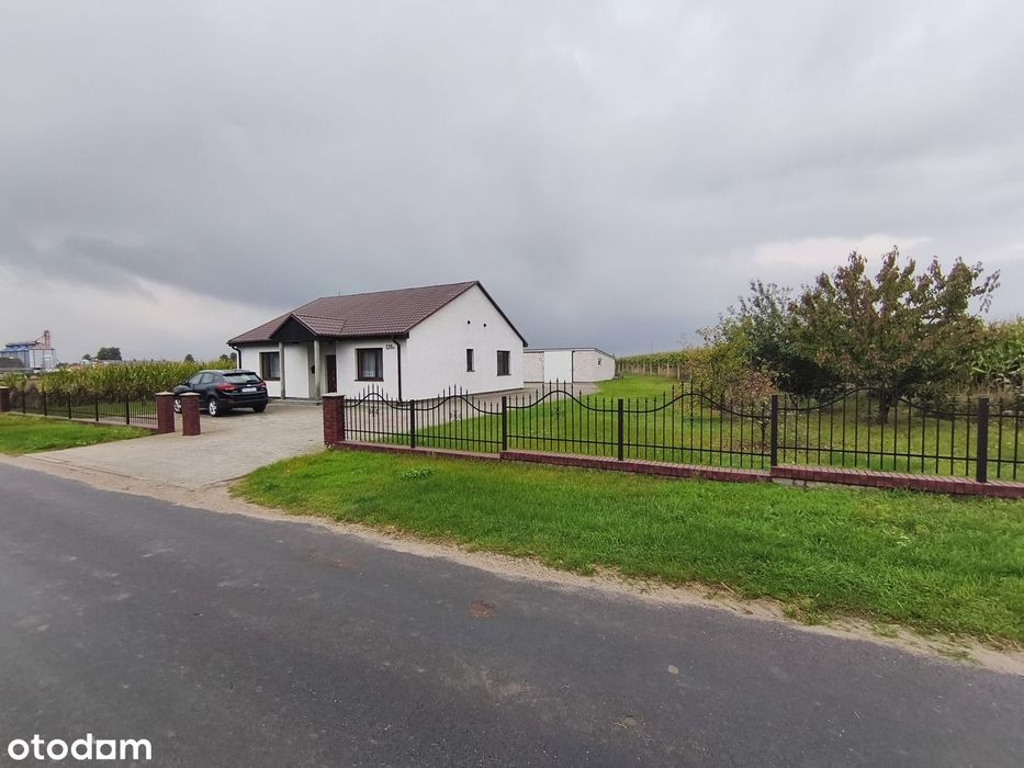 Dom z działką 1,14h osoba prywatna, 2014rok budowy