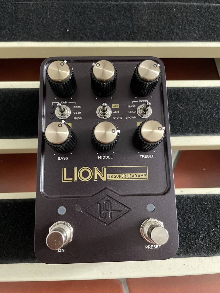 Universal Audio UAFX lion