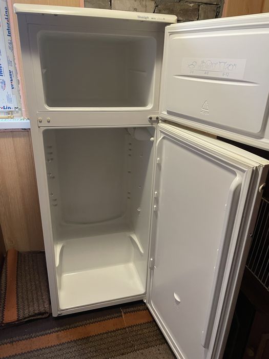 Холодильник Snaige