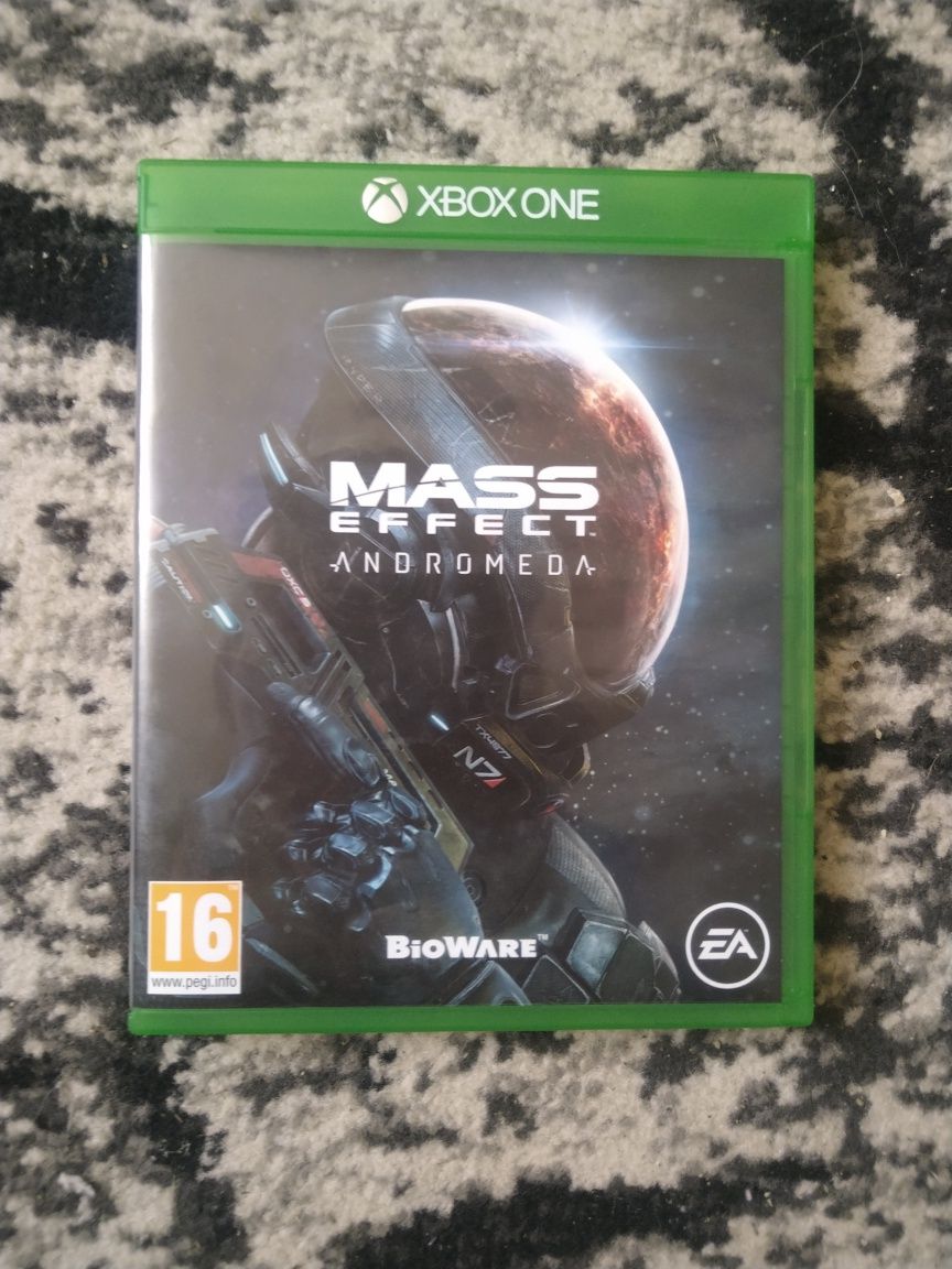 Gry Xbox one/PS4  stan bardzo dobry