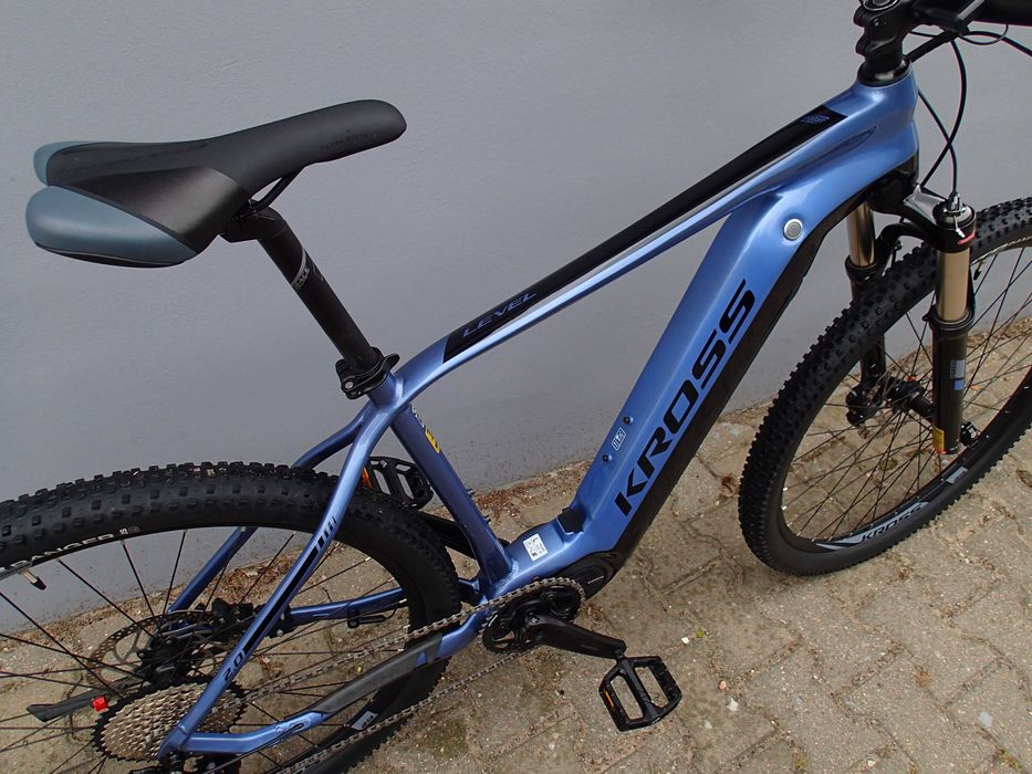 Rower MTB elektryczny e-bike KROSS LEVEL BOOST rozmiar L - powystawowy