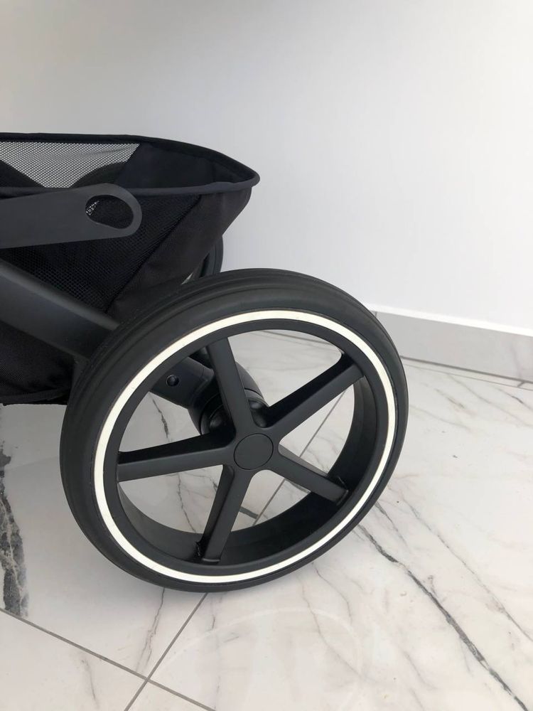 Коляска Cybex Balious lux Moon Blak 2023-2024 рік