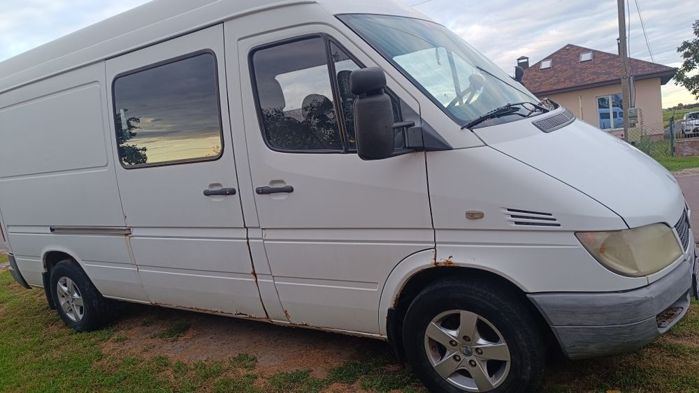 Бус Mersedes Sprinter