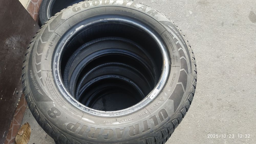 Комплект б/у зимняя резина Ultragrip 8. R13 175/70