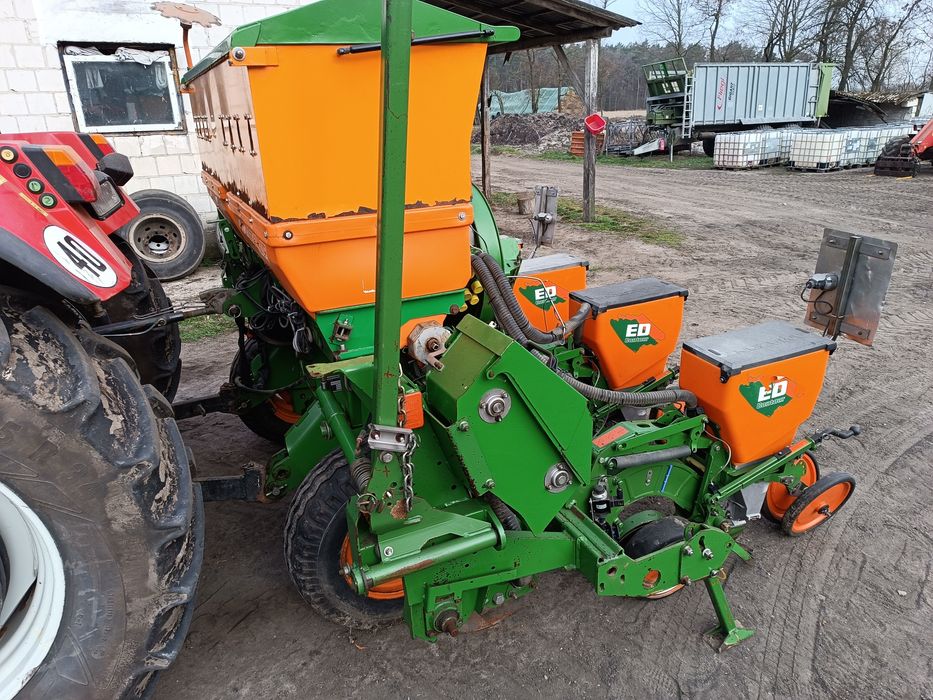 Siewnik do kukurydzy Amazone ED 302 contour talerzowy 4 rzędy zamiana