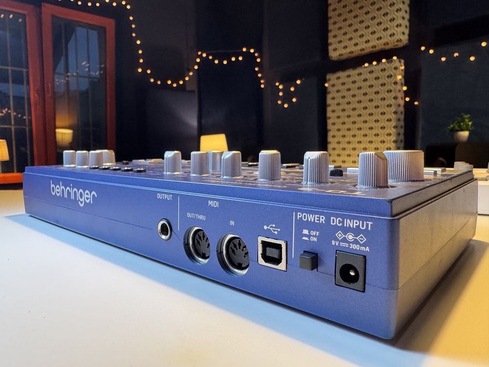 Behringer TD-3 Analogowy Syntezator Acid Bass prawie Roland TB 303