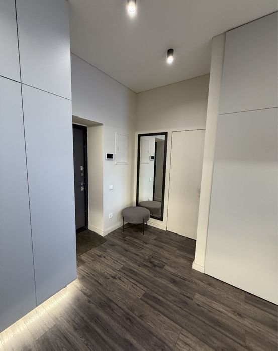 110 тыс.$ Квартира с новым ремонтом/ Новострой в центре /