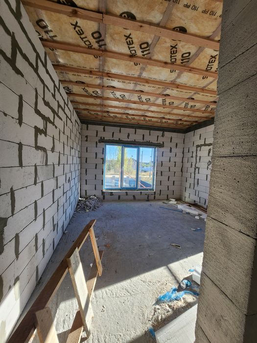 Приватний будинок в передмісті Києва