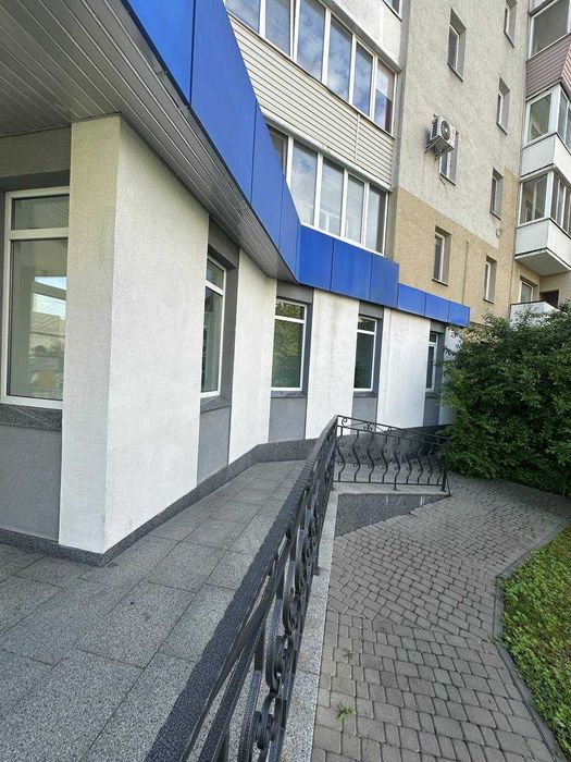 ЮВІЛЕЙНИЙ 132м2 Продам ФАСАДНЕ КУТОВЕ приміщення з Парковкою