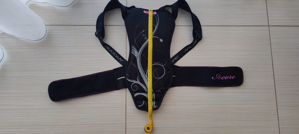 Ochraniacz pleców - kręgosłupa. Tzw. Żółwik firmy Arcore