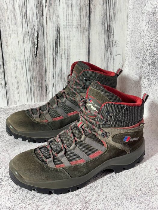 Продам чоловічи зимові черевики 44р. 1500 грн.