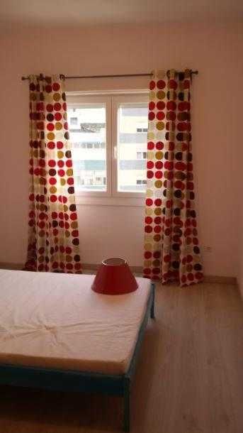 Rent / Arrendo apartamento com 2 quartos na Pontinha próximo do metro