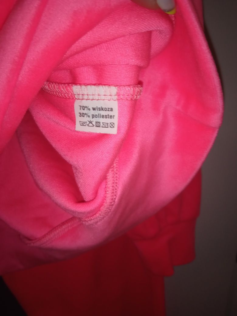 Śliczny dres różowy s/m welurowy La blanche