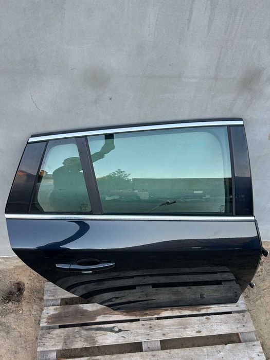 Drzwi prawy tył Volvo V60 I 452-26 ORYGINALNY LAKIER