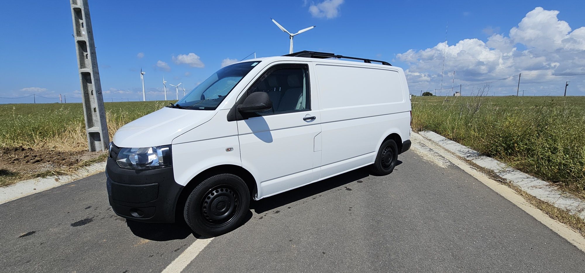 VW T5 2.0 TDI 2012 CAMPERVAN "LEGALIZADA"