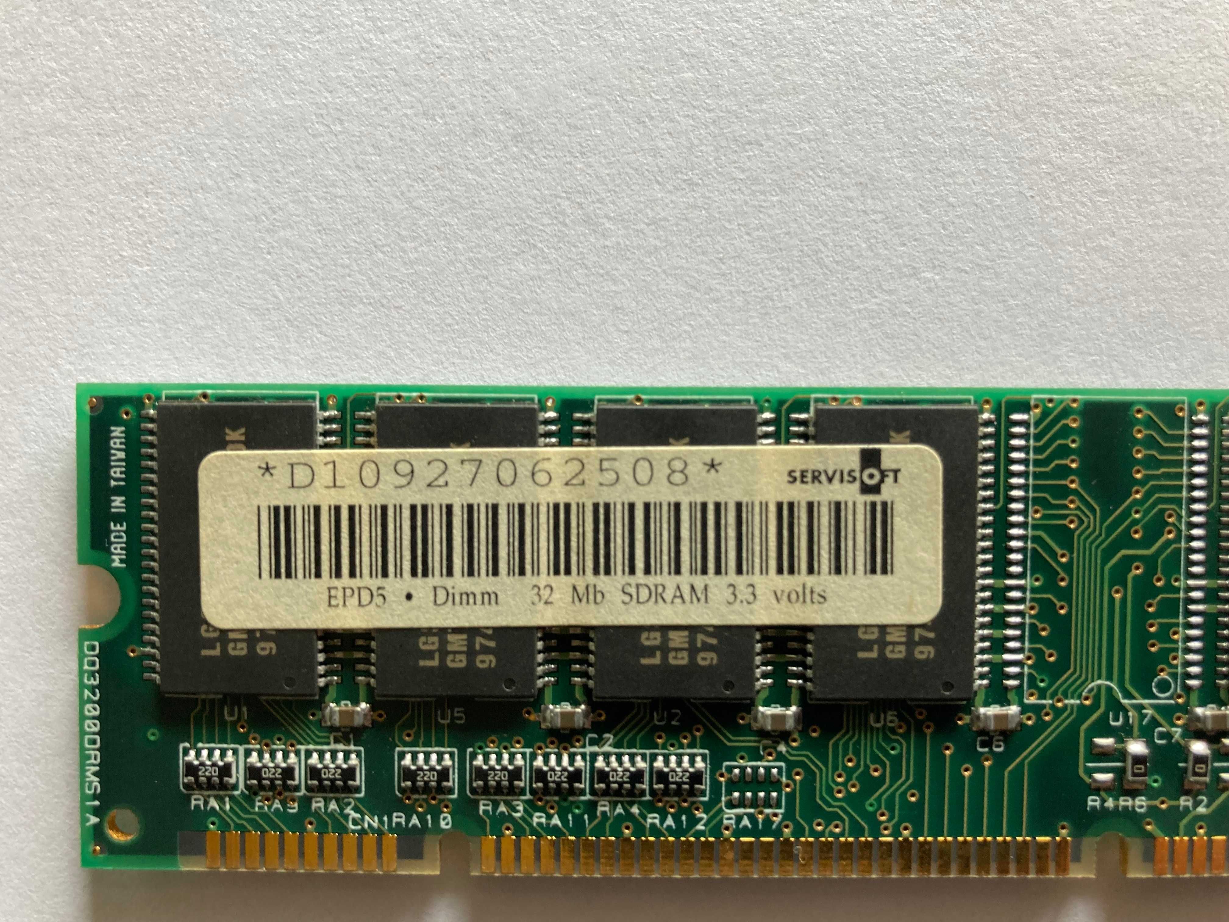 EPD5 • Dimm 32 Mb SDRAM 3.3 volts - €15 com portes incluídos.