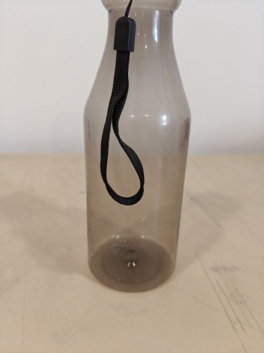 Cantil de caminhada 500ml — prático, leve e resistente