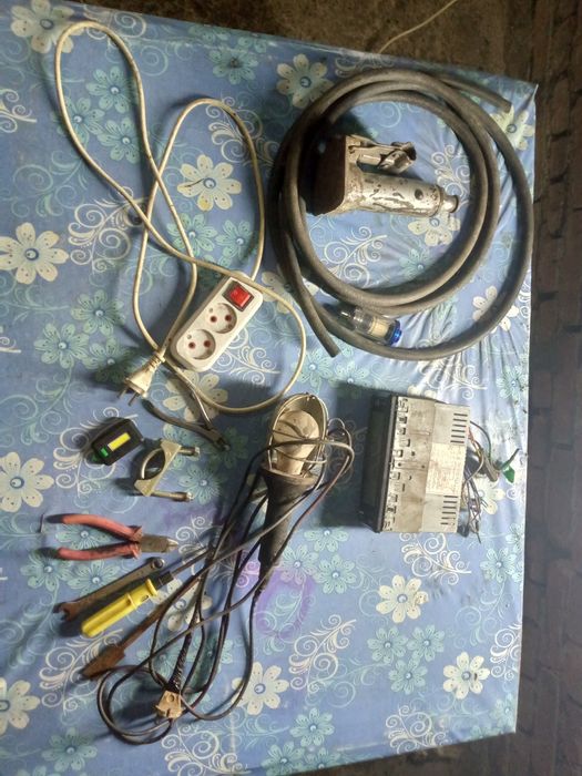 Продам різне одним лотом