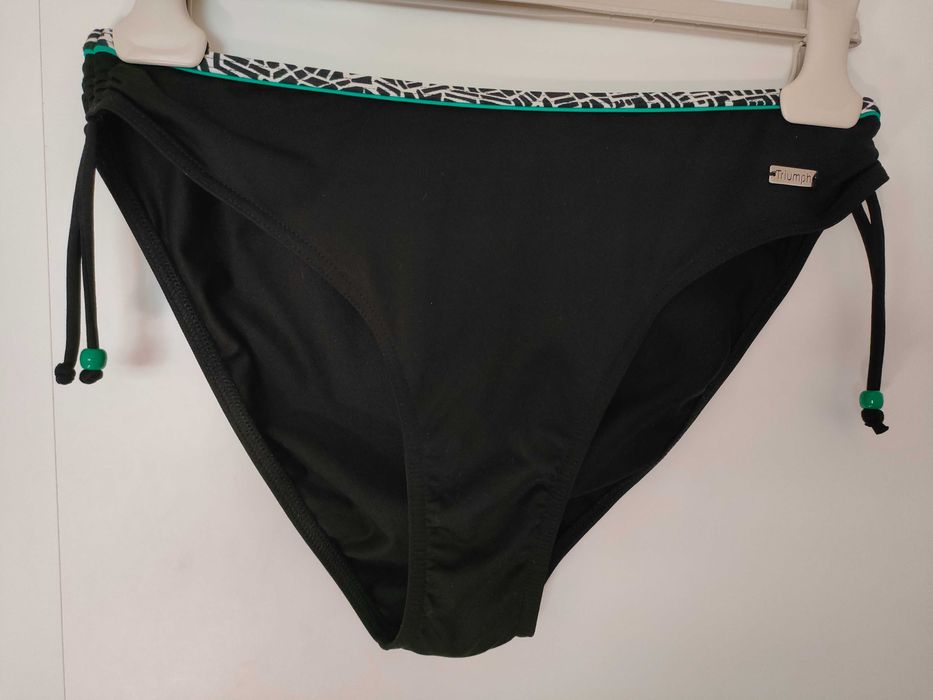majtki od stroju kąpielowego TRIUMPH w idealnym stanie