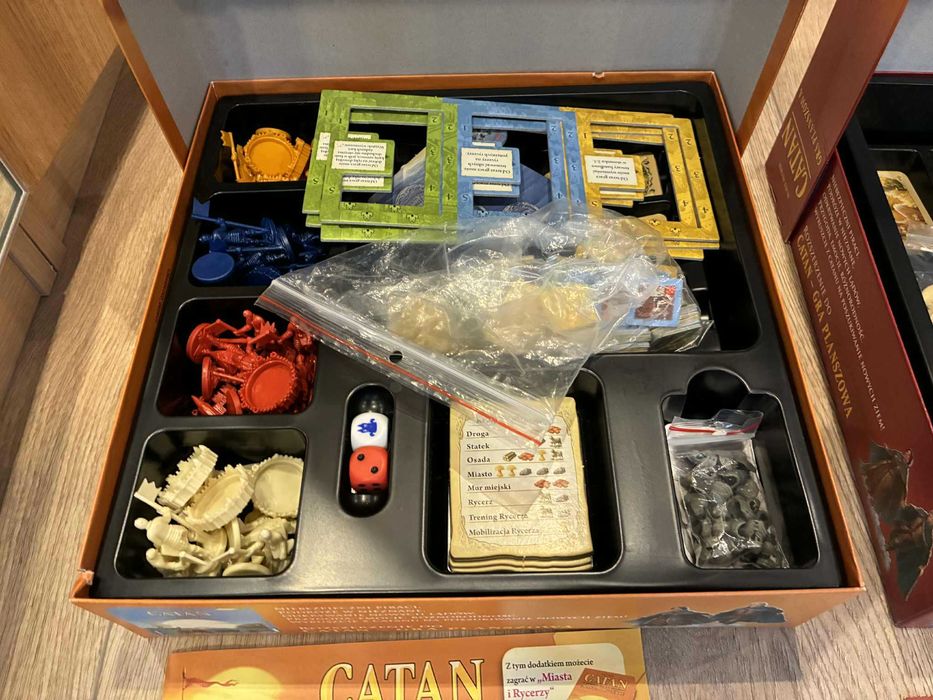 Osadnicy z CATANu + Żeglarze + Miasta i Rycerze + 2 dodatki małe