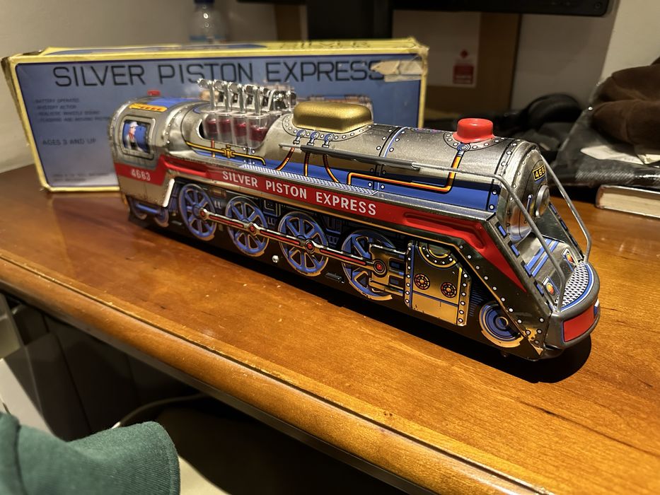 Brinquedo locomotiva em chapa - 1969