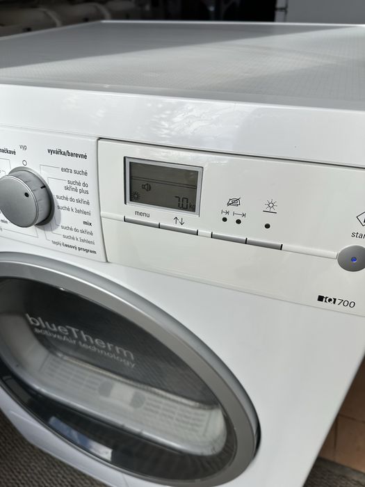 сушильна  машина Siemens iq700  компресорна