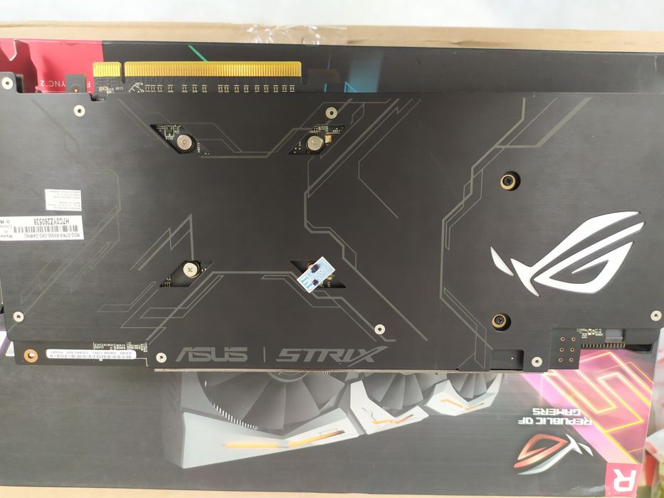 Игровая видеокарта Asus Radeon RX 580 ROG Strix 8GB Gaming DDR5 256bit