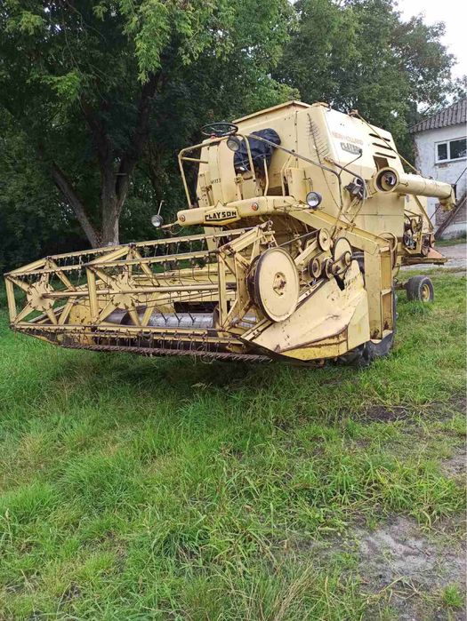 Комбайн New Holland Clayson M 133