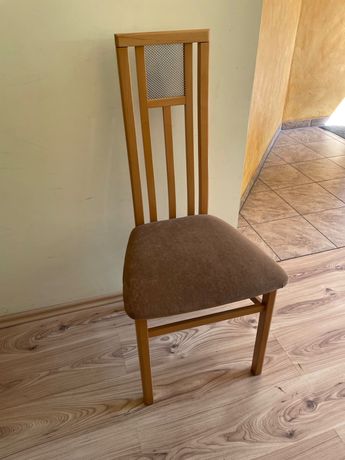 4 używane krzesła