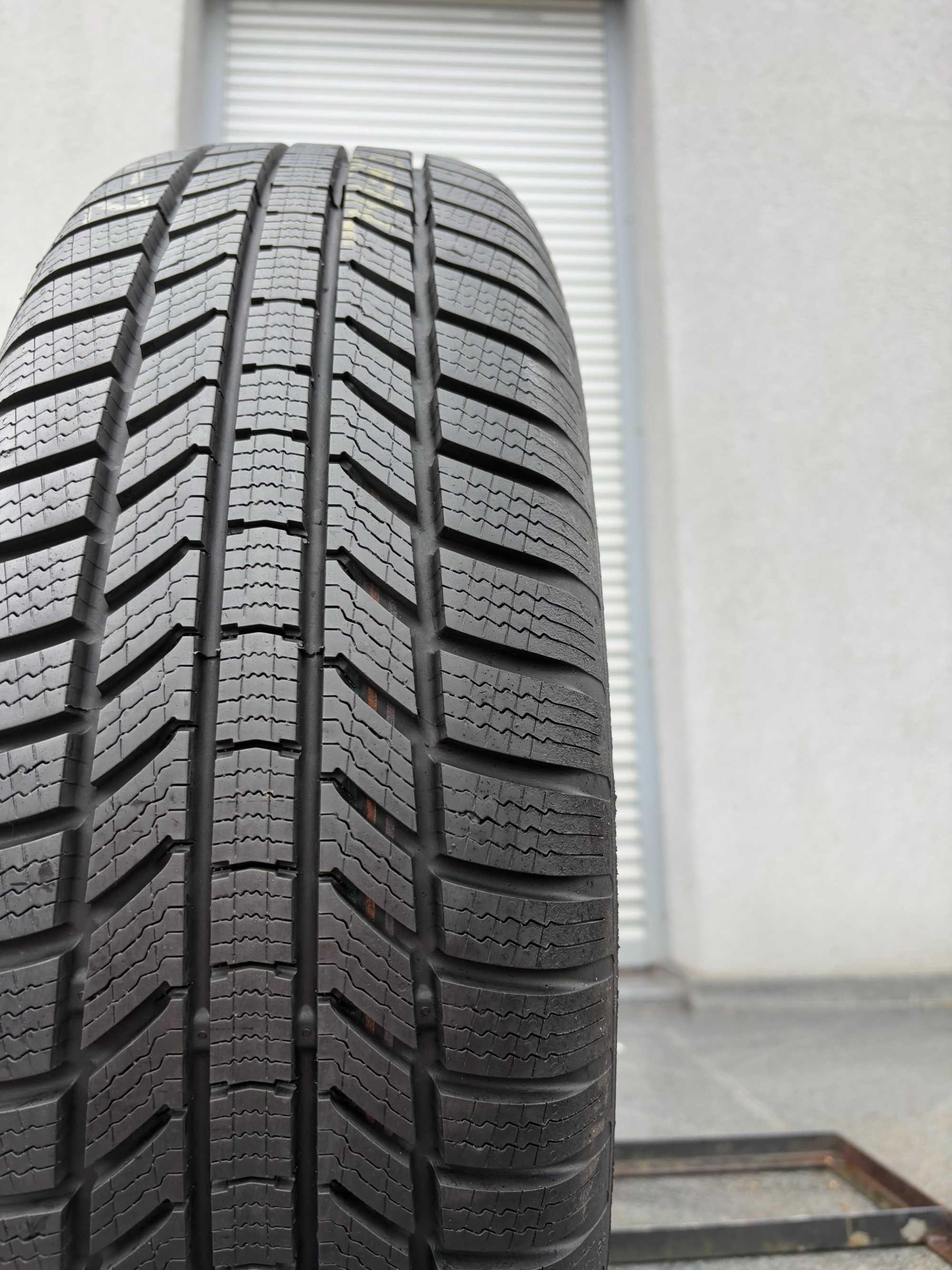 2szt zimowe 215/65R17 Continental 8,5-7,7mm 2023r świetny stan! Z85 gw