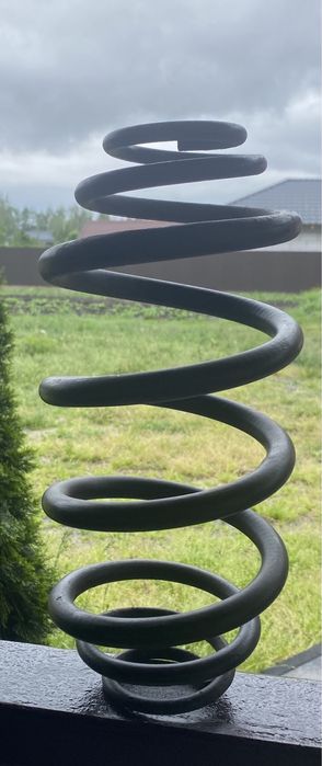 Пружина задня мерседес віано пас