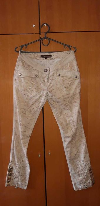 Белый джинсовый пиджак, костюм р.44-46