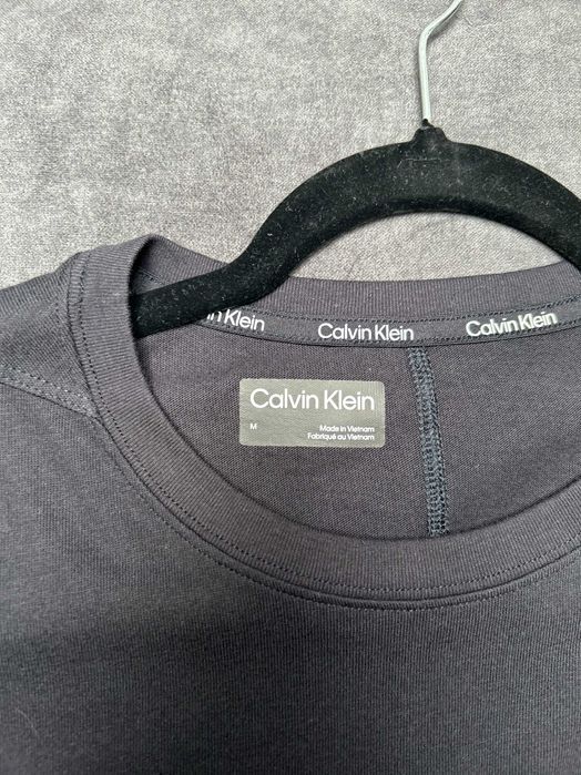 Long sleeve Calvin Klein