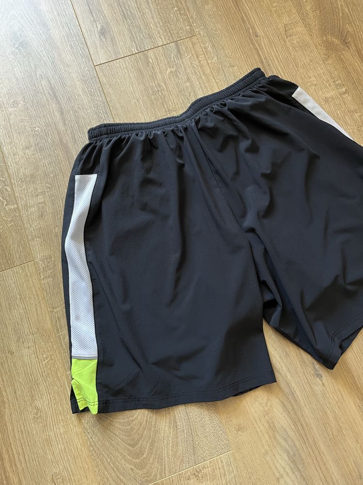 Шорти Nike для бігу nike running