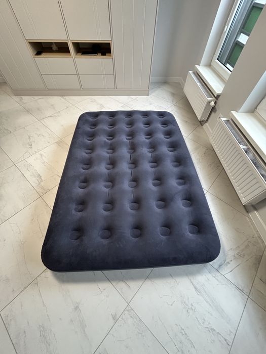 Materac turystyczny dmuchany Jysk welurowy