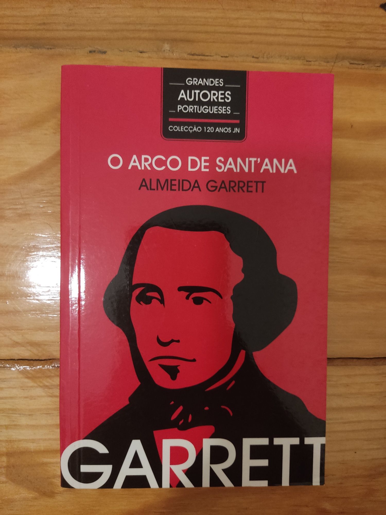 Livro "O Arco de Sant'Ana", de Almeida Garrett