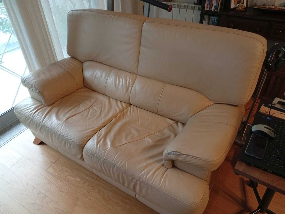 Sofás em pele (usados)