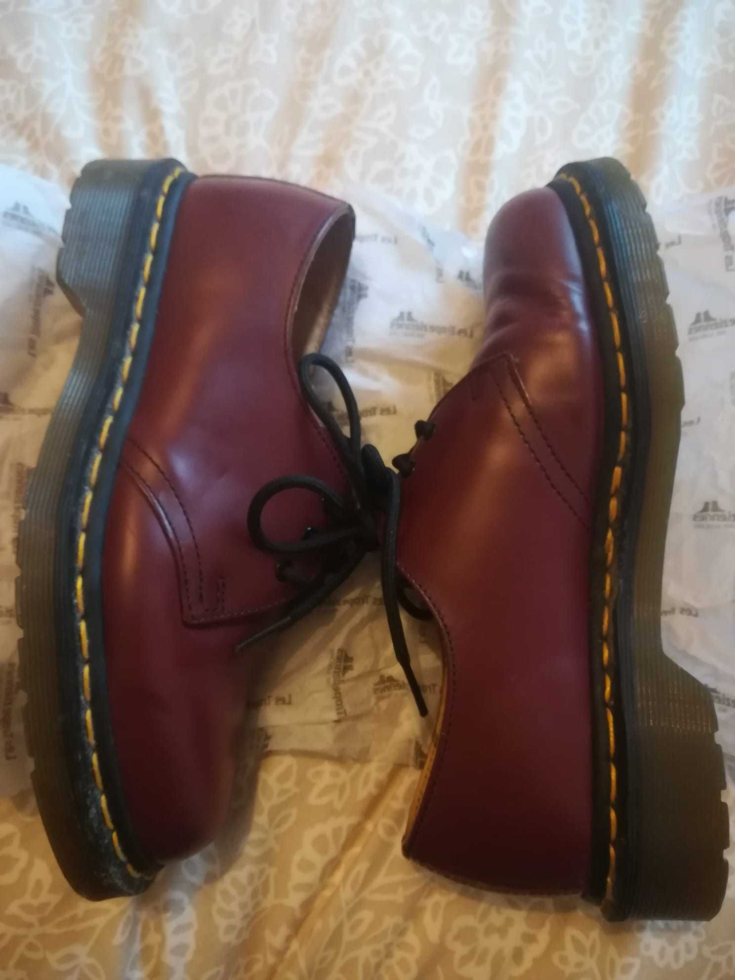 Sapatos Dr. Martens 1461 clássicos